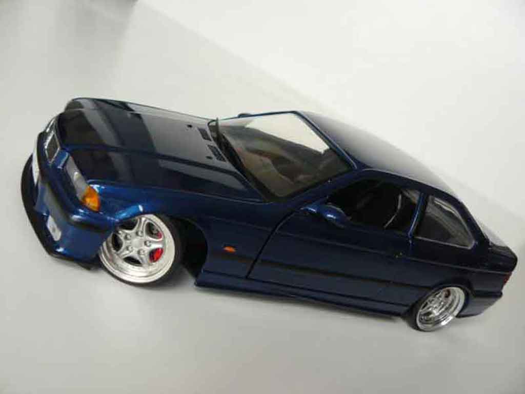 Bmw M3 coupe E36 blauw avus jantes porsche 18 pouces 1/18 Ut Models