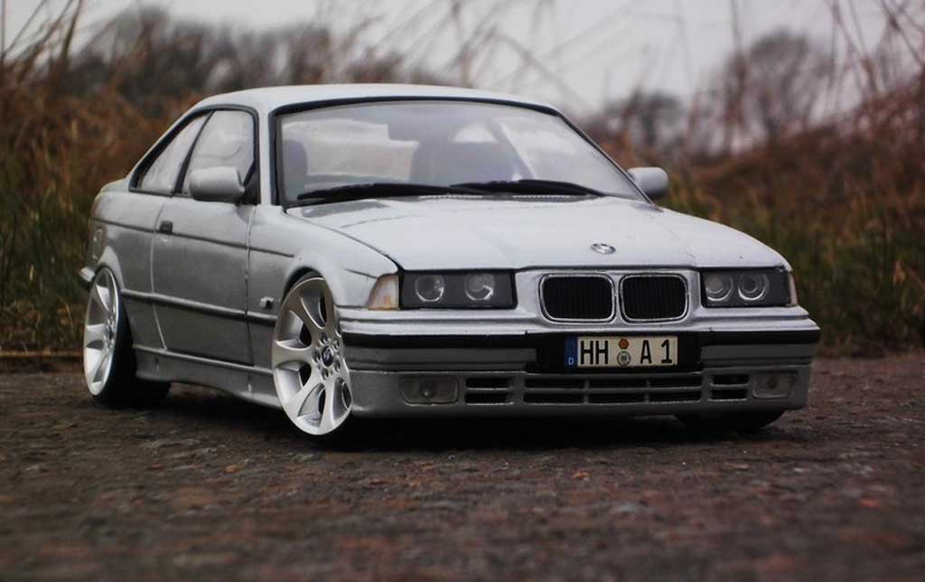 Bmw 325 coupe E36 E36 grijs jantes E90 1/18 Ut Models