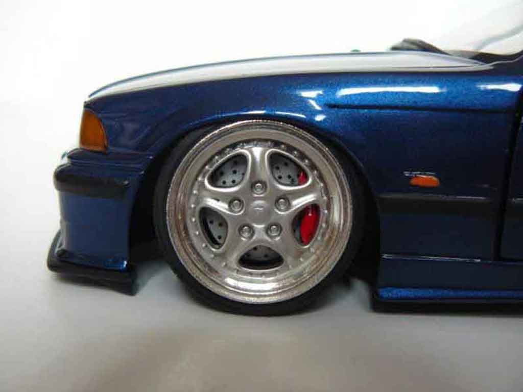 Bmw M3 coupe E36 blauw avus jantes porsche 18 pouces 1/18 Ut Models