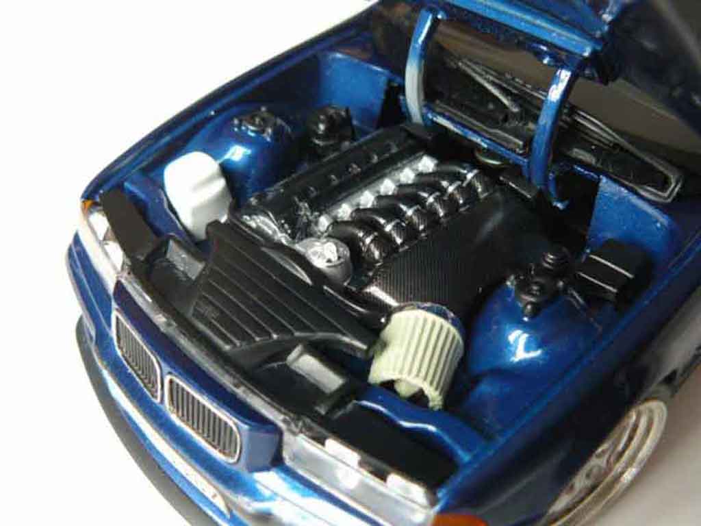Bmw M3 coupe E36 blauw avus jantes porsche 18 pouces 1/18 Ut Models