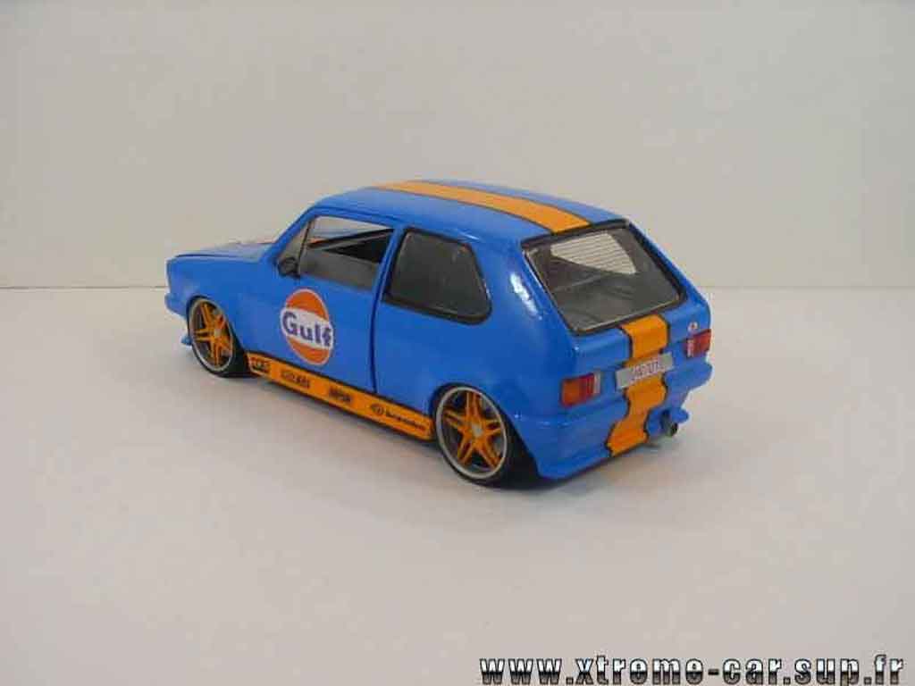 Volkswagen Golf GTI gulf blauw 1/18 Solido