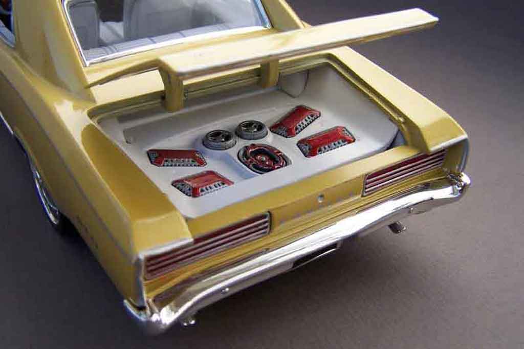 Pontiac GTO Base westcoast 1/18 Welly