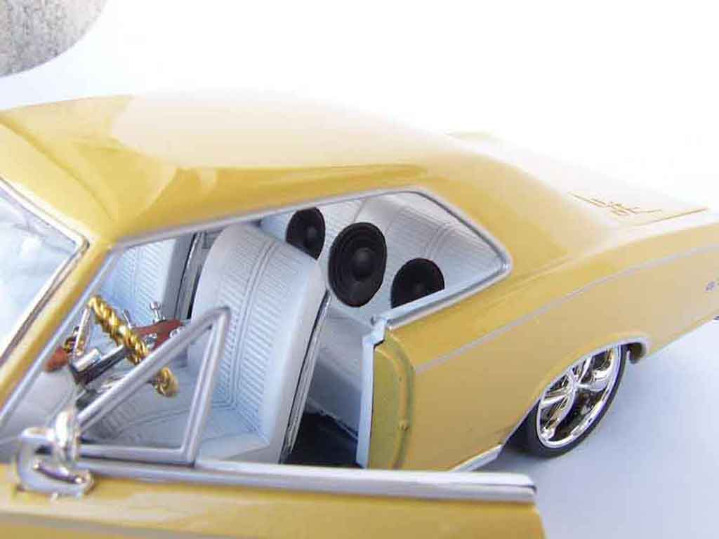 Pontiac GTO Base westcoast 1/18 Welly
