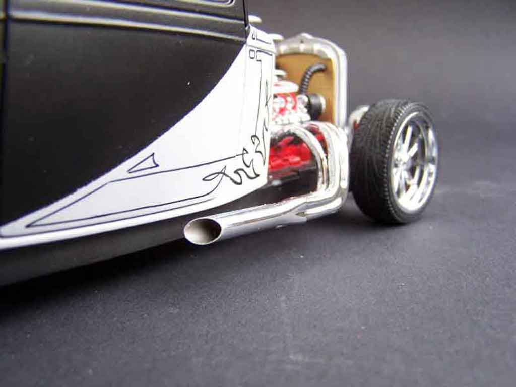 Ford 1932 Hot Rod street 1/18 Yat Ming
