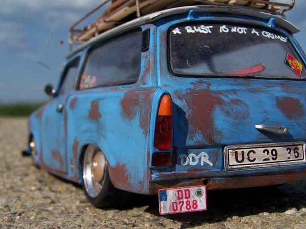 Trabant 601 Universal rat 1/18 Sun Star
