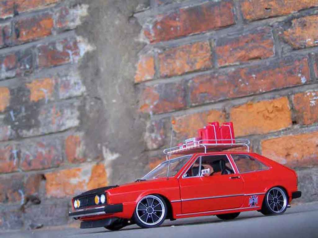 Volkswagen Scirocco GTI restocal 1/18 Revell