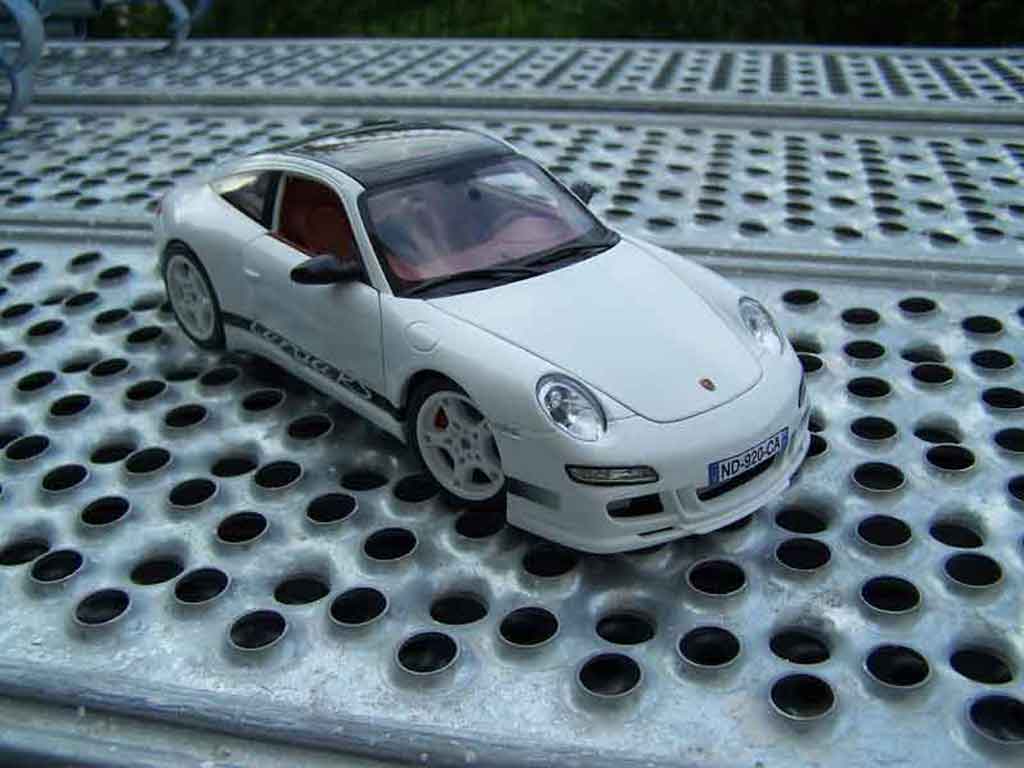 Porsche 911 Targa Carrera rs wit 1/18 Norev