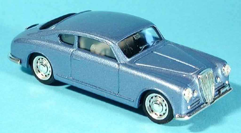 Lancia Aurelia B20 1/43 Brumm B20 blauw 1951 modelauto
