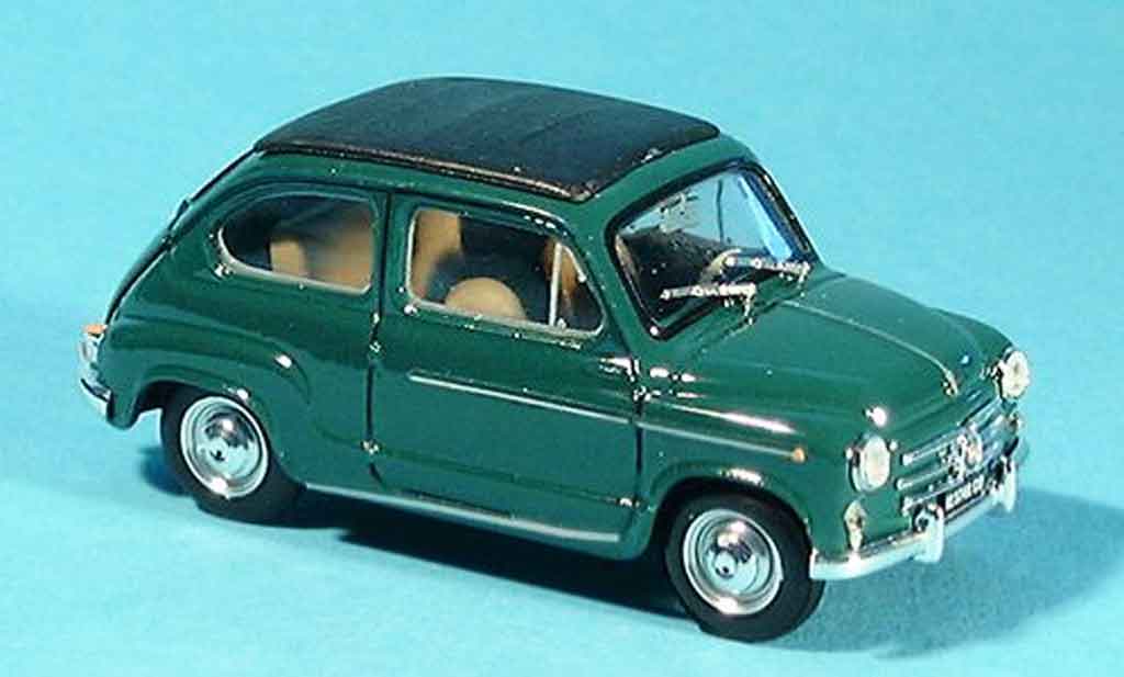 Fiat 600 1/43 Brumm D grun Faltdach geschlossen 1960 modelauto