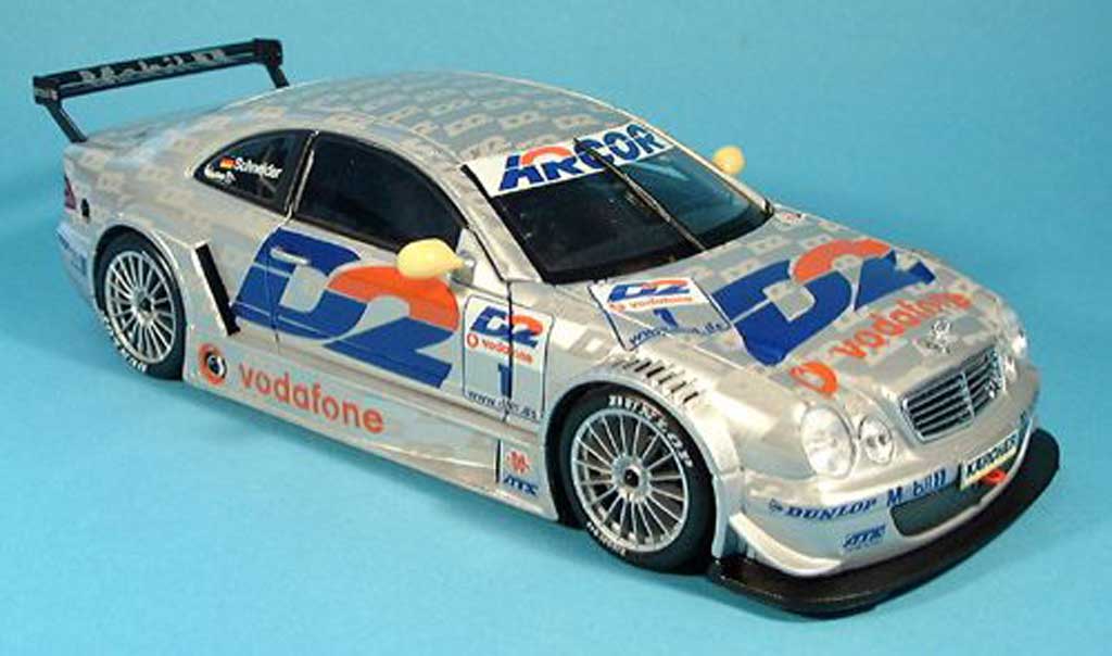 Mercedes Classe CL DTM 1/18 Maisto K DTM d2 no.1 2001 modelauto