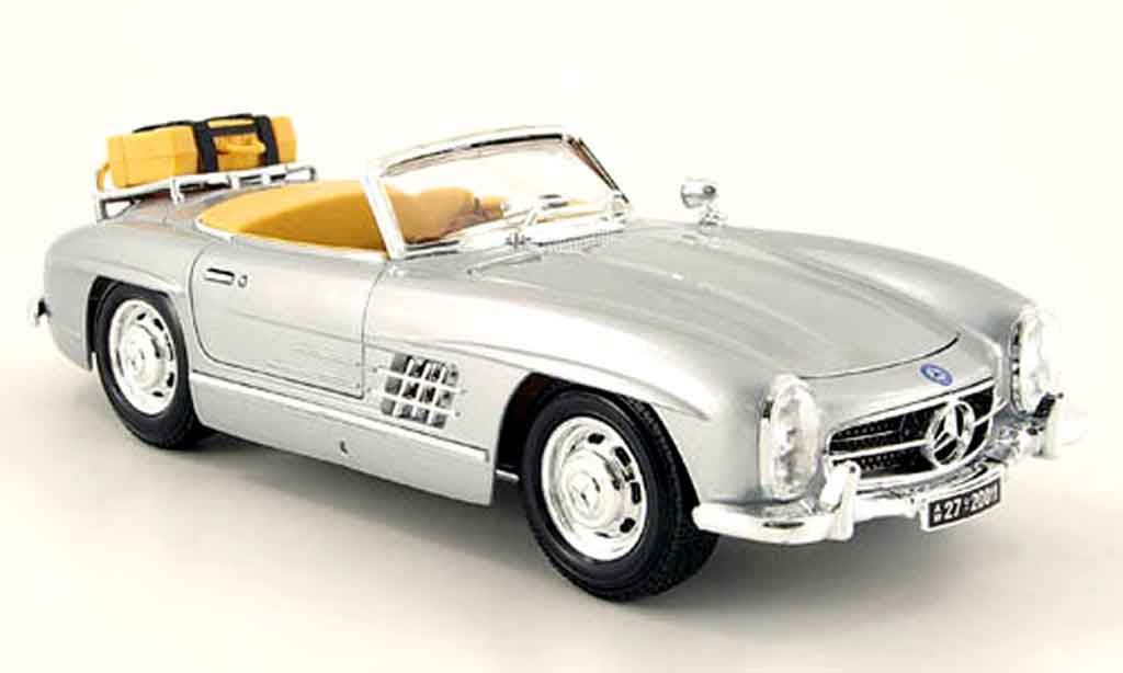 Mercedes 300 SL 1/18 Burago SL touring grijs modelauto