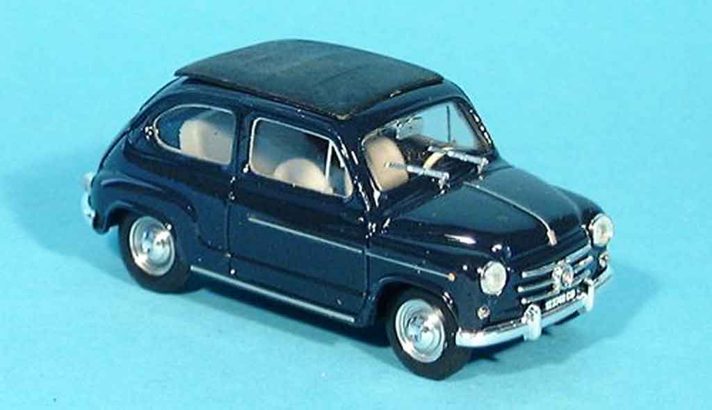 Fiat 600 1/43 Brumm D blauw geschlossen 1960 modelauto