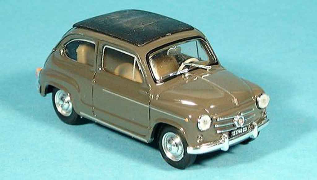 Fiat 600 1/43 Brumm D geschlossen bruin 1960 modelauto