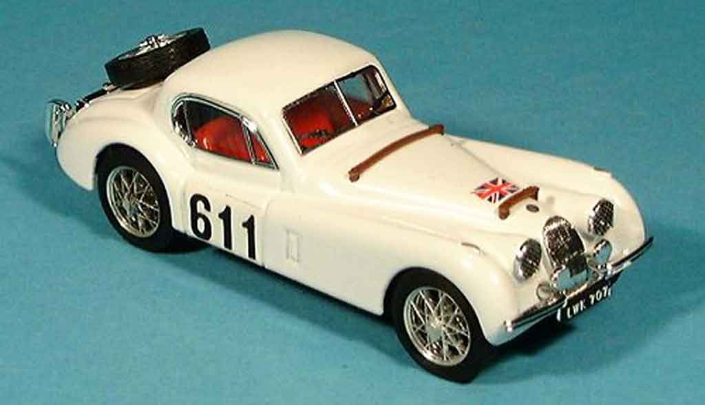 Jaguar XK 120 1/43 Brumm 120 coupe alpenrallye 1953 modelauto