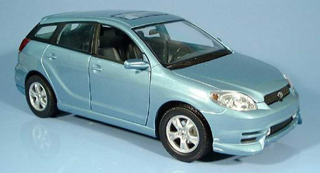 Toyota Matrix 1/18 Yat Ming blauw 2003 modelauto
