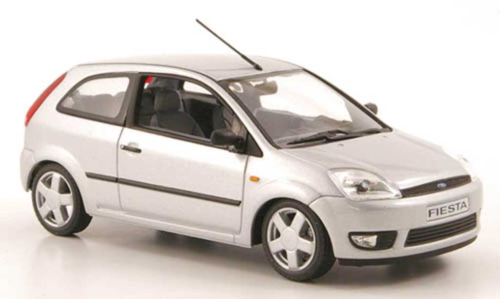 Ford Fiesta 2002 1/43 Minichamps 2002 grijs 3-portes modelauto
