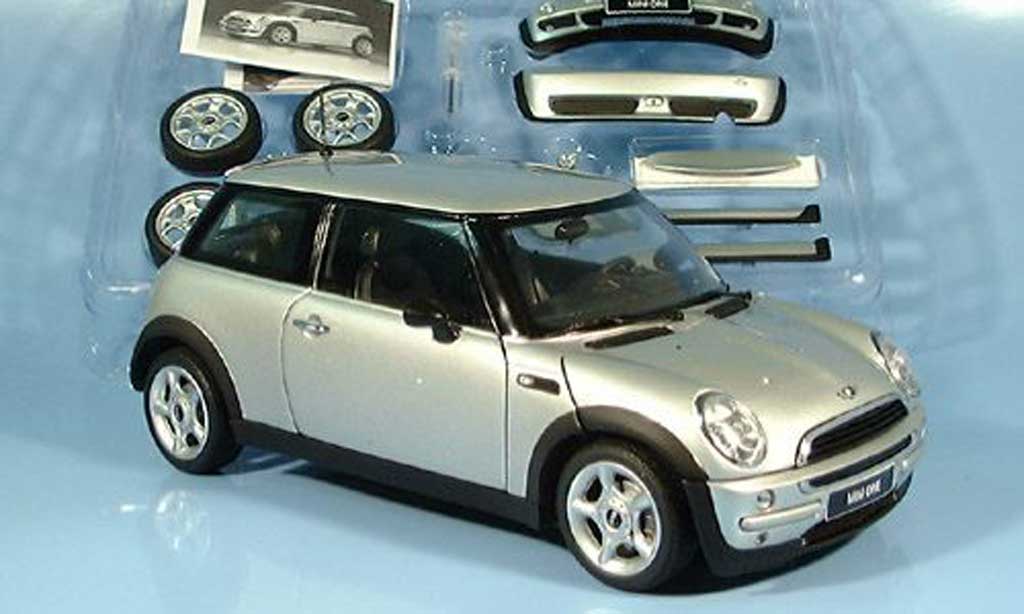 Mini One 1/18 Kyosho metallicmit Tuningteilen modelauto