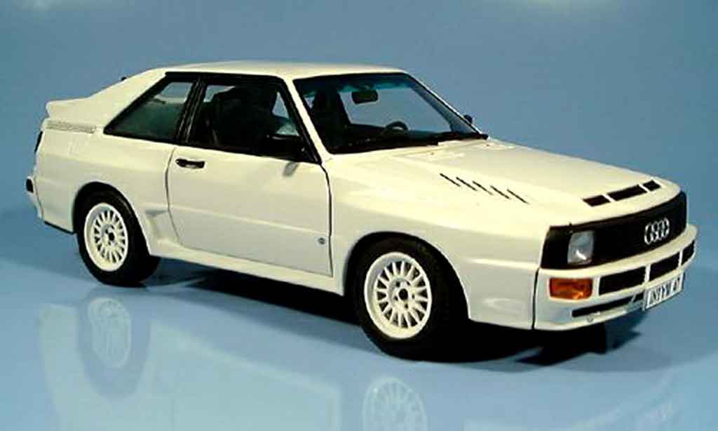 Audi Sport Quattro 1/18 Autoart swb wit 1984 modelauto
