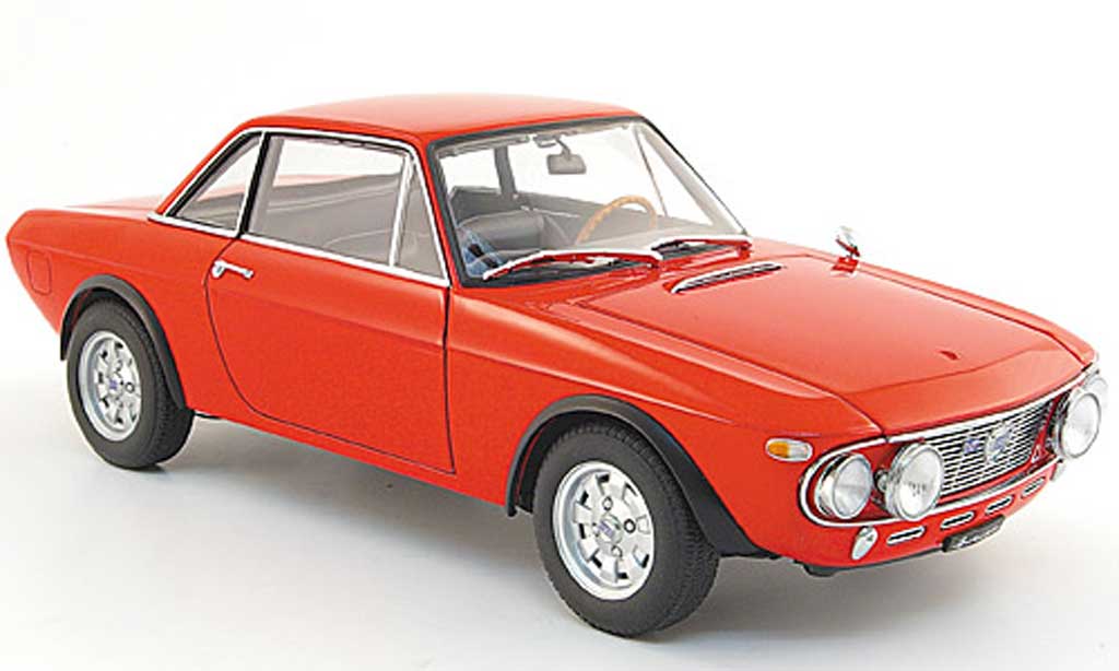 Lancia Fulvia 1/18 Autoart 1.6 hf fanalone rood modelauto