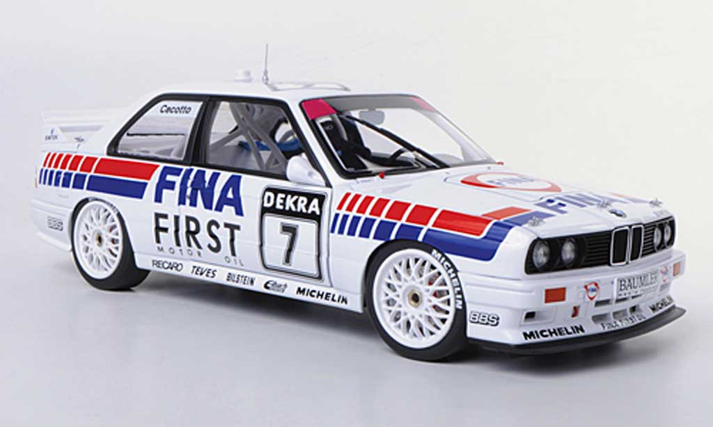 Bmw M3 E30 1/18 Autoart DTM E30 No.7 Fina J.Cecotto DTM-Saison 1992 modelauto