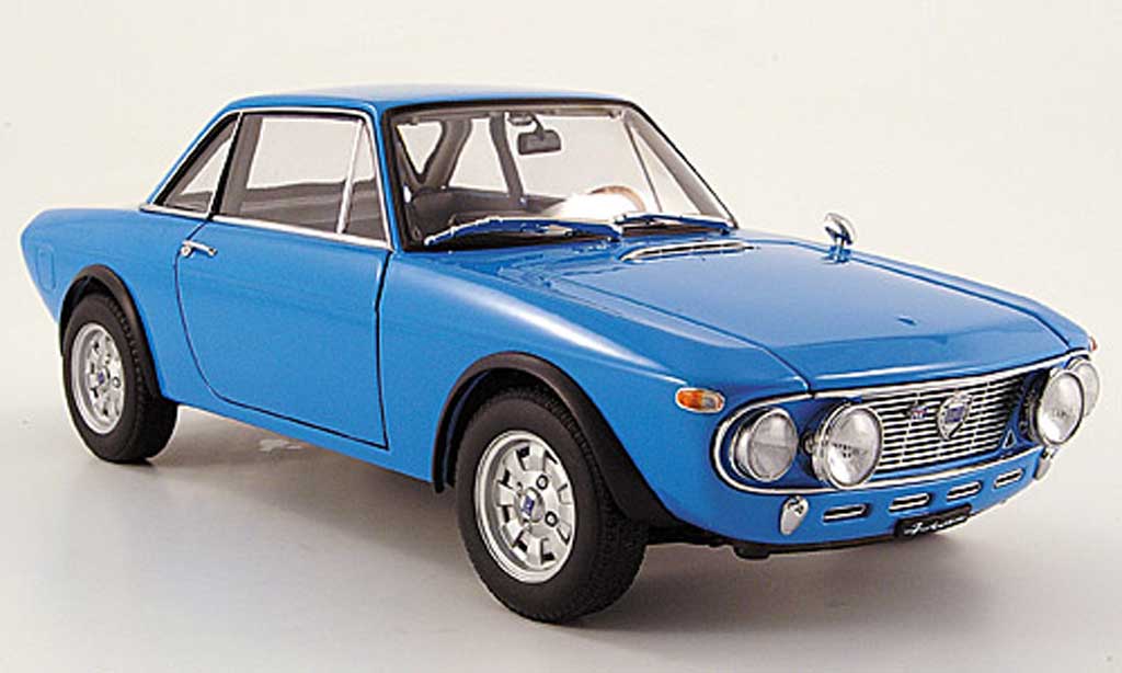 Lancia Fulvia 1/18 Autoart 1.6 hf fanalone blauw modelauto