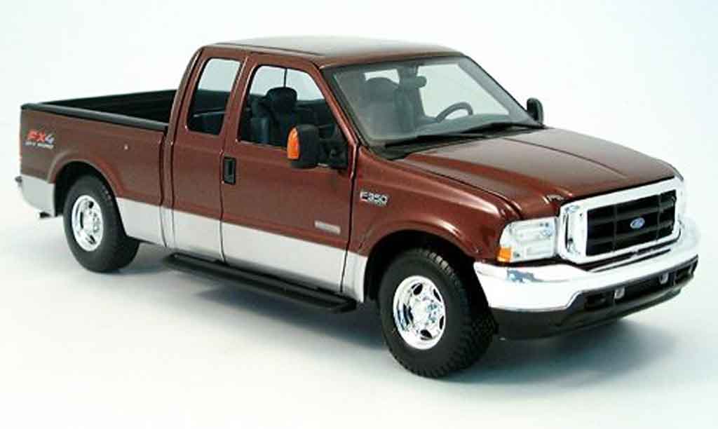 Ford F-350 1/18 Maisto rood/grijs 2004 modelauto