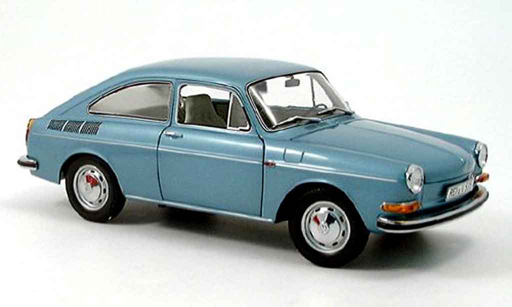 Volkswagen 1600 1/18 Minichamps turkis 1970 modelauto