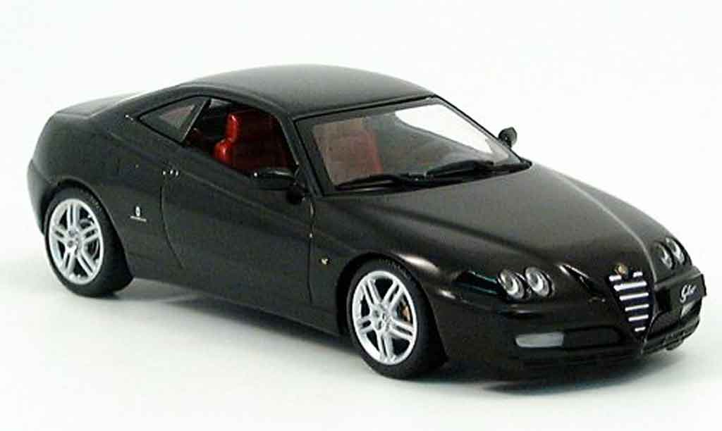 Alfa Romeo GT 3.2 1/43 Minichamps V 3.2 zwart 2003 modelauto