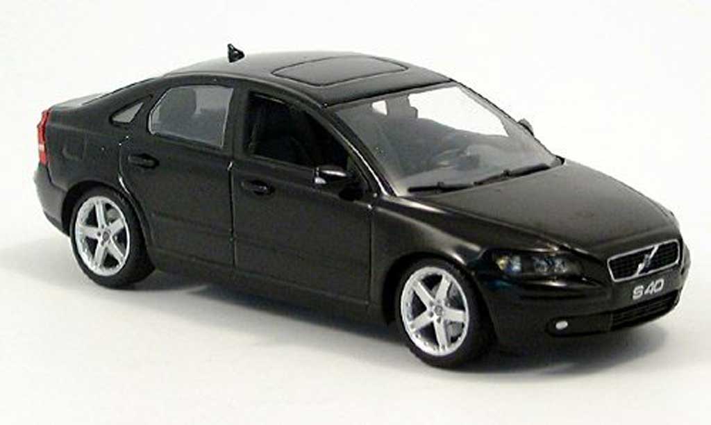 Volvo S40 1/43 Minichamps zwart 2003 modelauto
