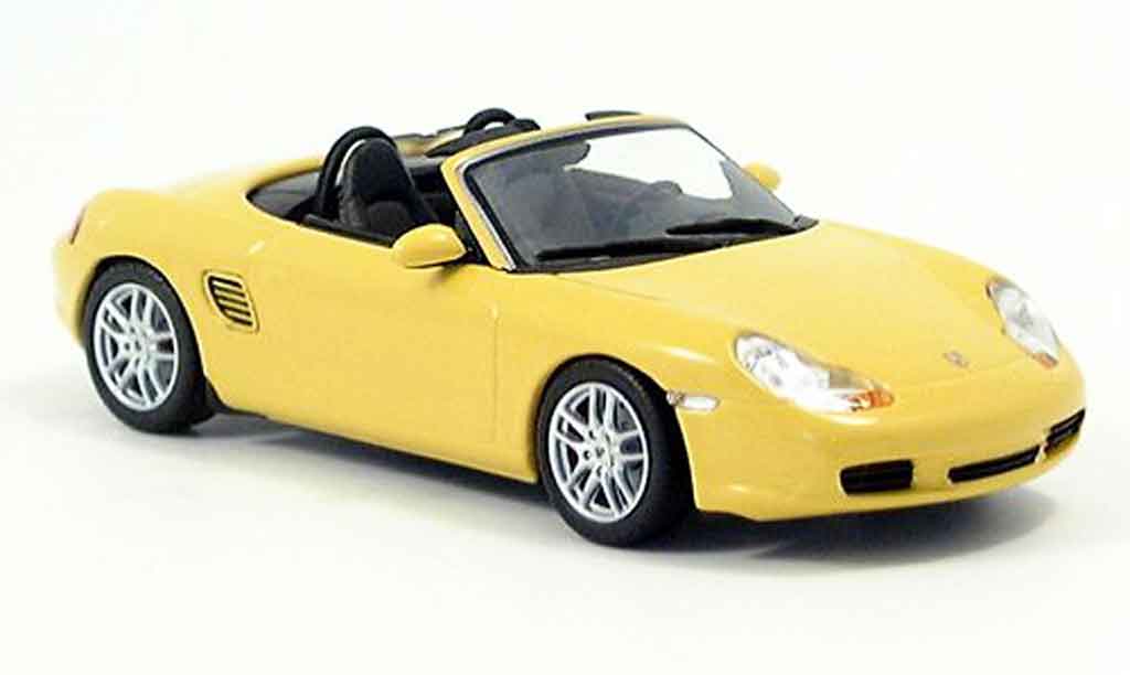 Porsche Boxster 1/43 Minichamps S geel 2002 modelauto
