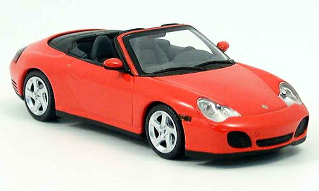 Porsche 996 4S 1/43 Minichamps Cabriolet 4S rood 2003 modelauto