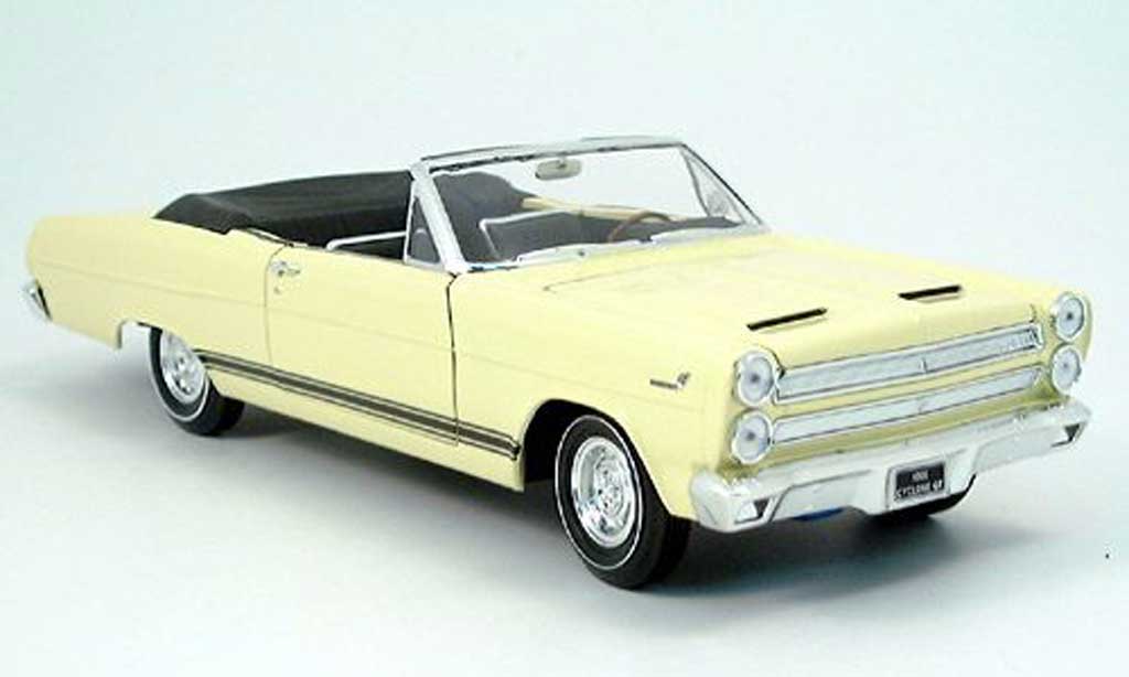 Mercury Cyclone 1/18 Yat Ming geel 1966 modelauto
