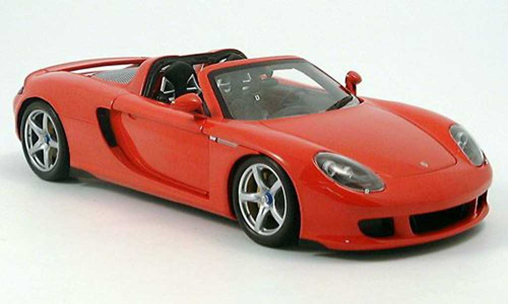Porsche Carrera GT 1/18 Minichamps rood 2003 modelauto
