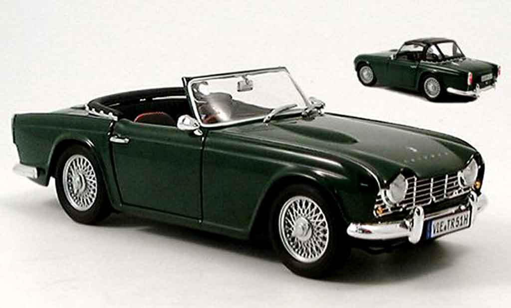 Triumph TR4 1/18 Revell grun 1963 modelauto
