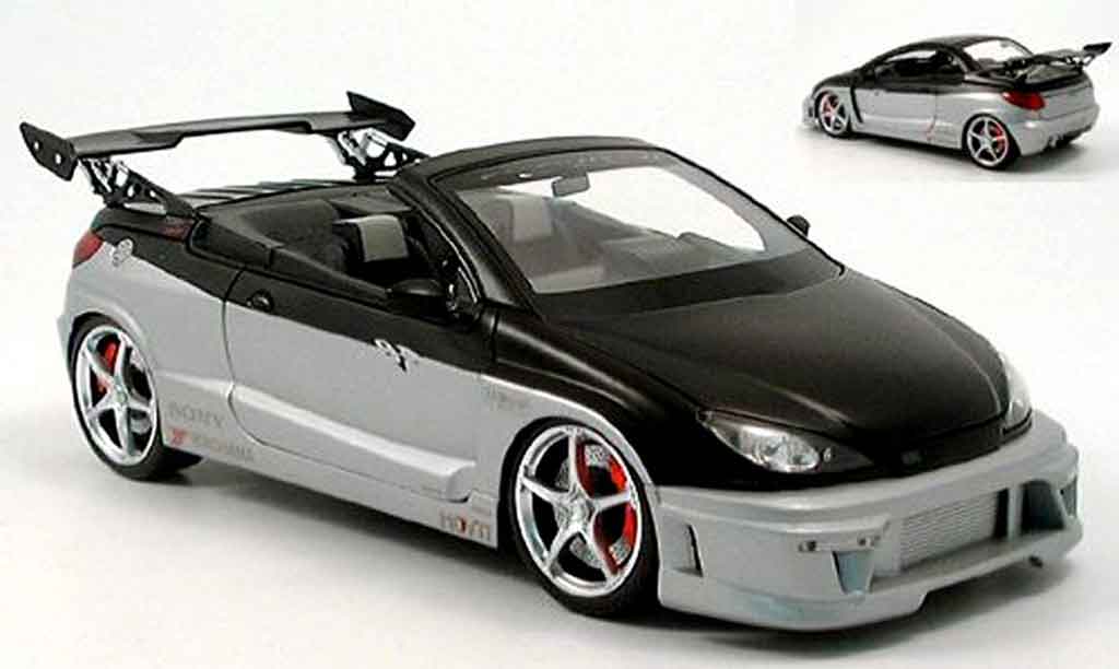 Peugeot 206 CC 1/18 Norev CC paroodech zwart/grijs modelauto