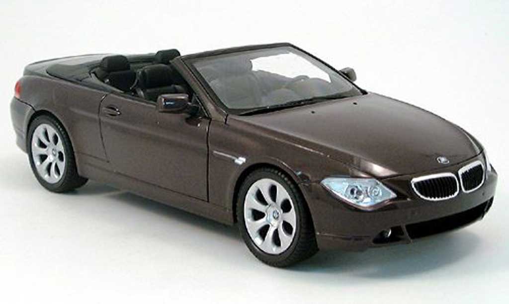 Bmw 645 E64 1/18 Welly E64 ci cabriolet rood 2004 modelauto