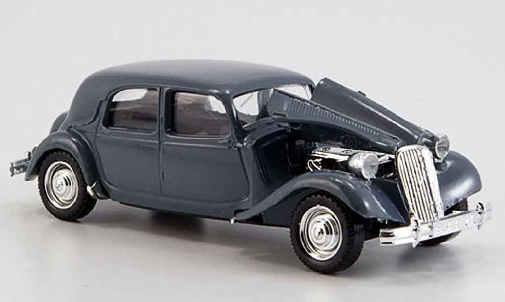 Citroen Traction 15 1/43 Solido 15 cv grijs 1952 modelauto