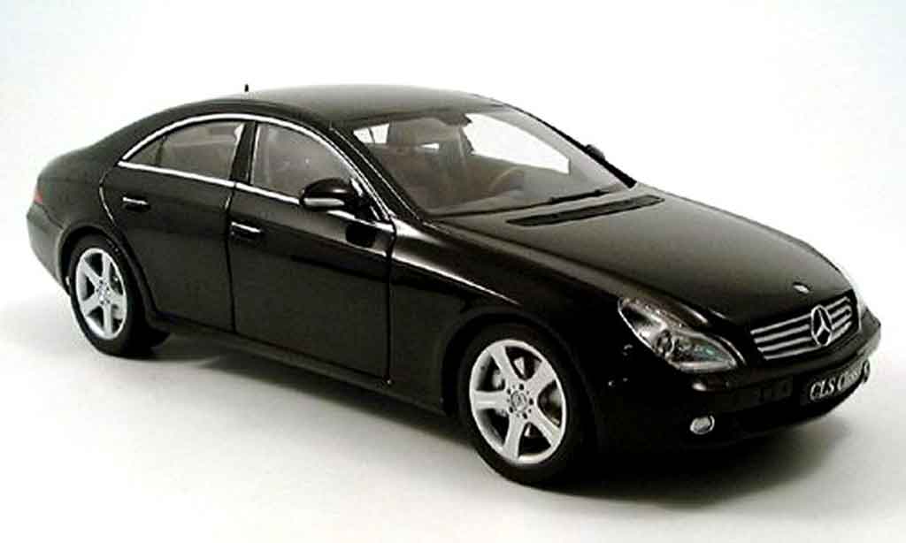 Mercedes Classe CLS 1/18 Kyosho zwart 2004 modelauto