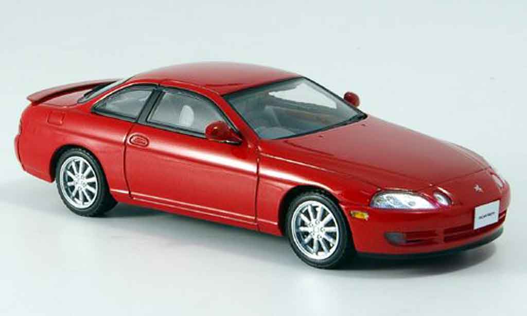 Toyota Soarer 1/43 Kyosho 2.5gt twin turbo l rood 1991 modelauto