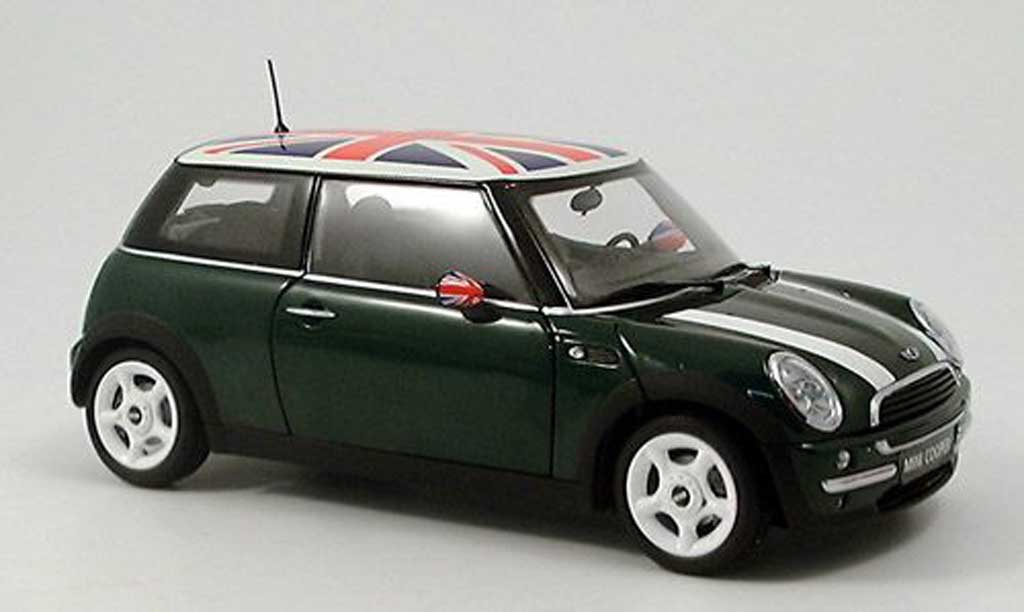 Mini Cooper D 1/18 Kyosho D grun bandes wits et drapeau anglais sur le toit modelauto