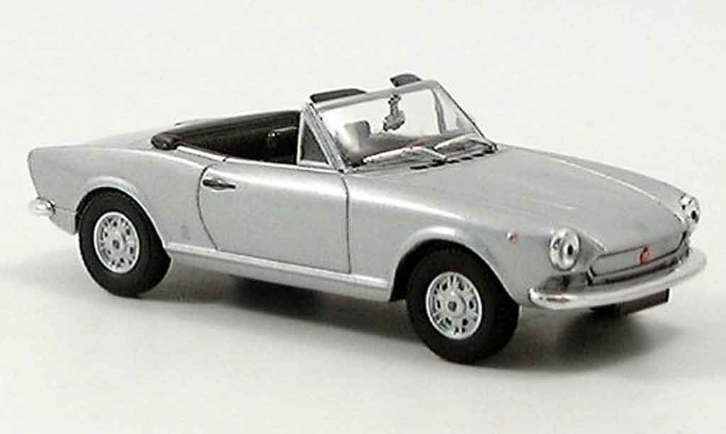 Fiat 124 1/43 Starline Spider grijs metallic modelauto