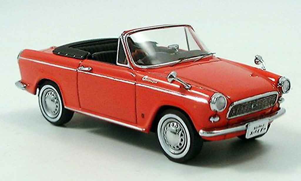Daihatsu Compagno 1/43 Ebbro Spider rood 1965 modelauto