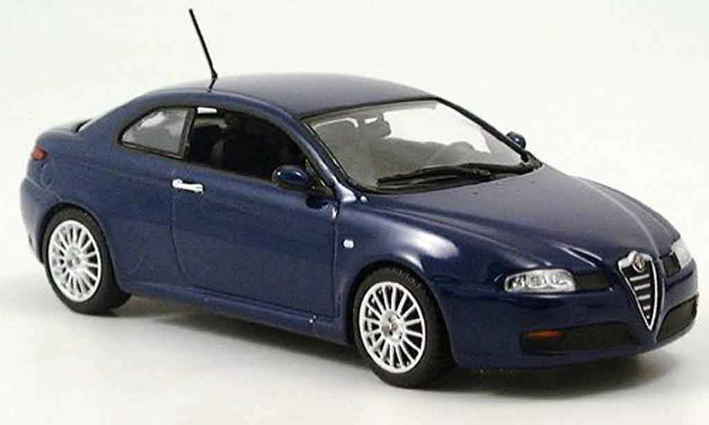 Alfa Romeo GT V6 1/43 Minichamps V6 3.2 blauw 2003 modelauto