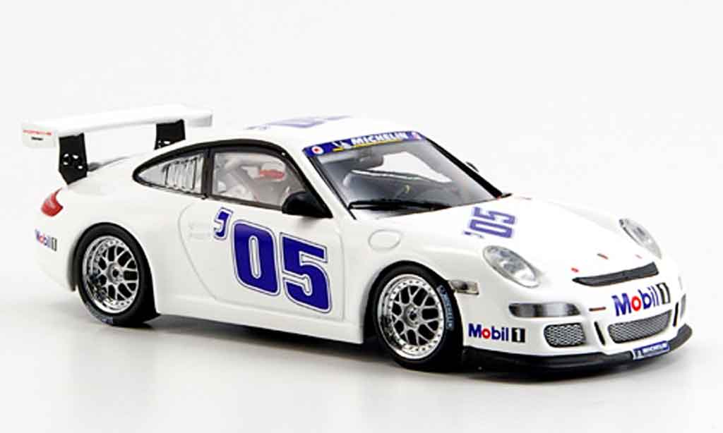 Porsche 997 GT3 CUP 1/43 Minichamps GT3 Cup 2005 wit Prasentation modelauto