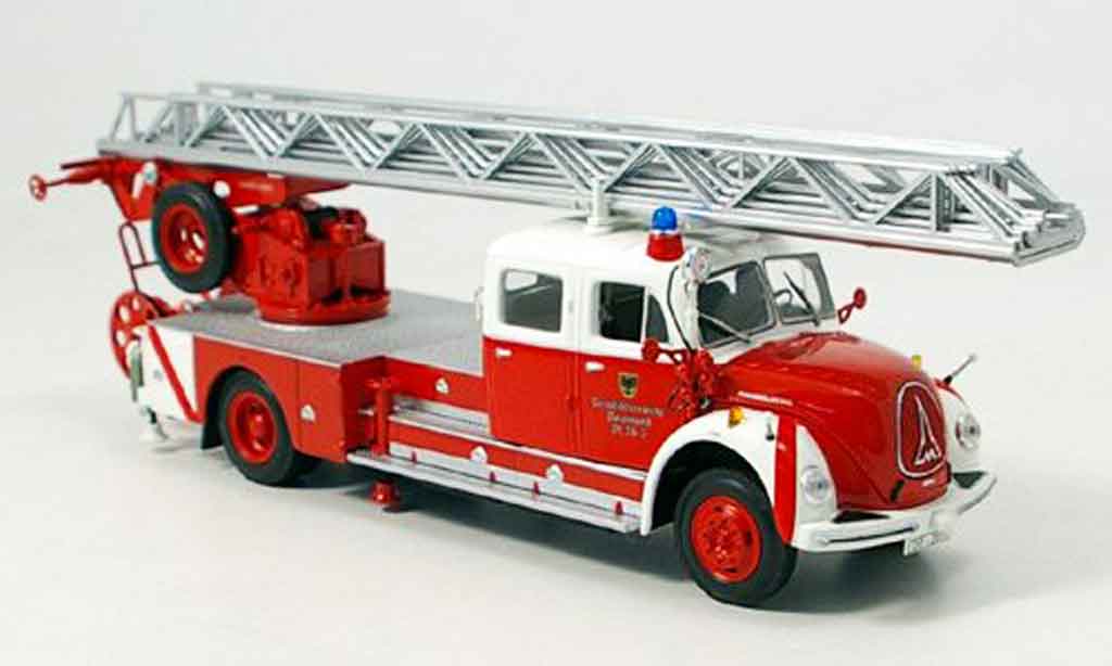 Magirus DL 30 1/43 Minichamps Merkur pompier Dortmund modelauto