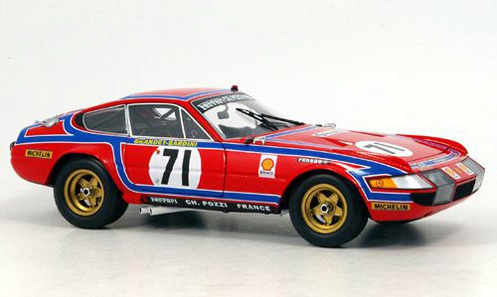 Ferrari 365 GTB/4 1/18 Kyosho GTB/4 no.71 24h le mans 1974 modelauto