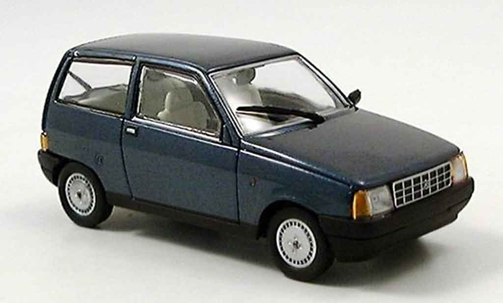 Autobianchi Y10 1/43 Starline blauw modelauto