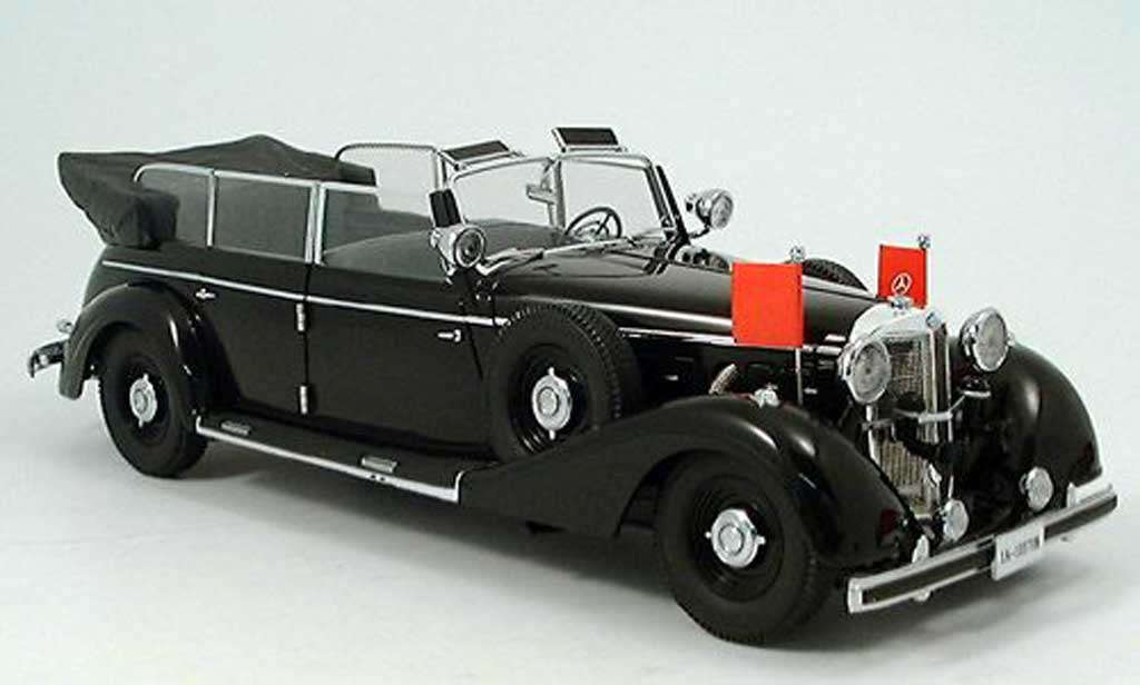 Mercedes 770 1/18 Signature K Cabriolet zwart 1938 modelauto