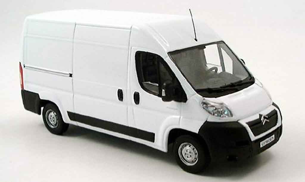 Citroen Jumper 1/43 Norev wit 2006 modelauto