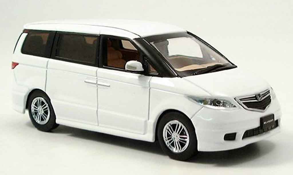 Honda Elysion 1/43 J Collection Aero wit modelauto